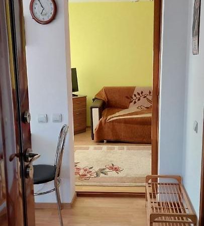 Fely Room Petroşani المظهر الخارجي الصورة