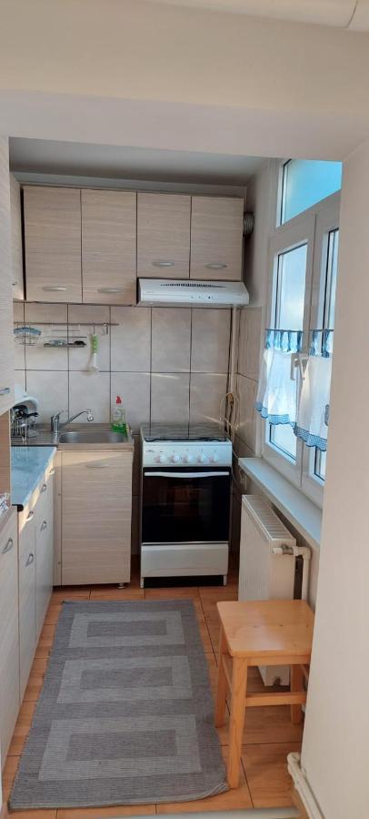 Fely Room Petroşani المظهر الخارجي الصورة